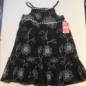 Btween NWT girl's size 4 Black Floral Kids Dress NEW